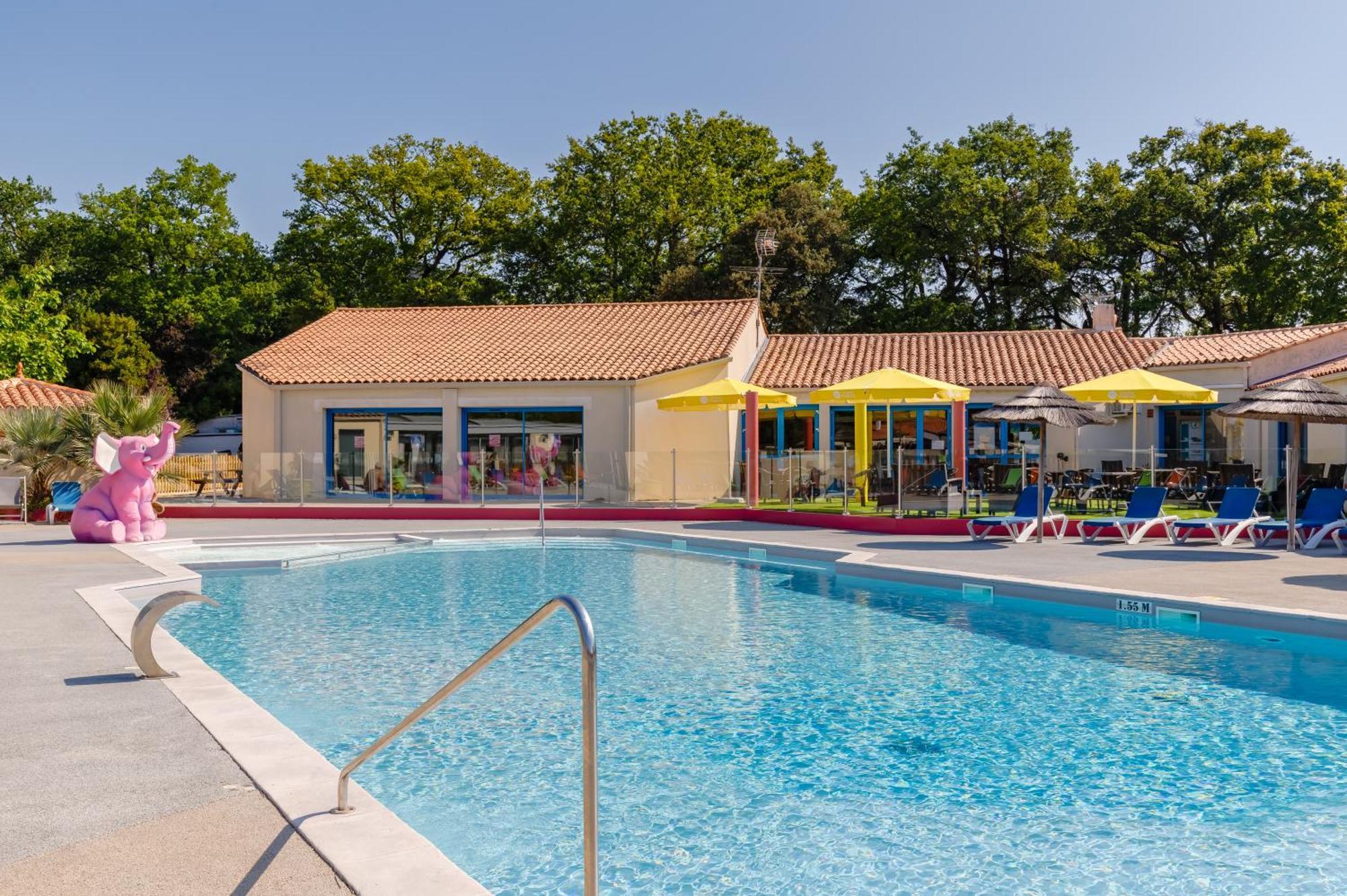 Отель Camping Le Bois Joli Экстерьер фото
