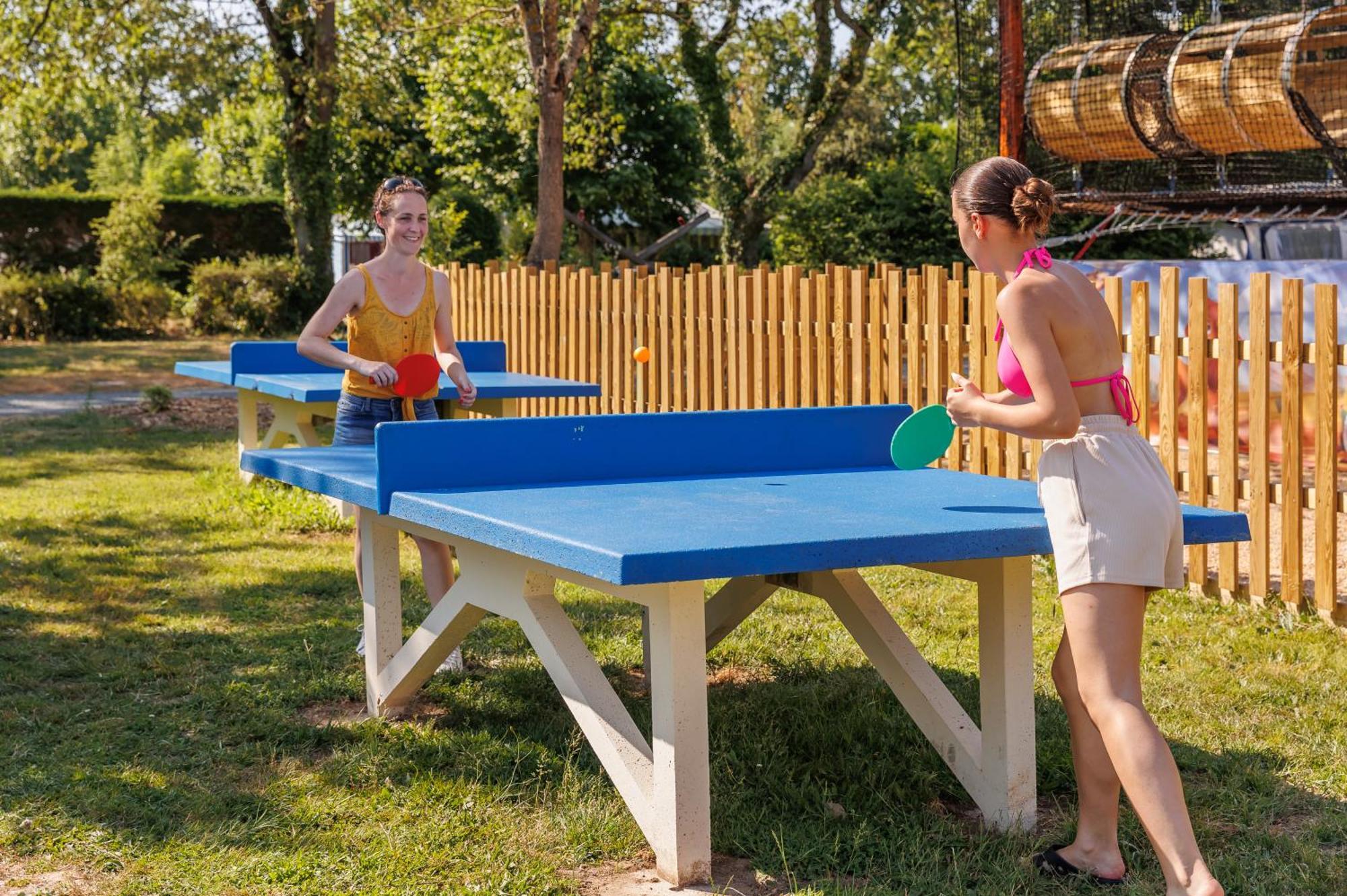 Отель Camping Le Bois Joli Экстерьер фото